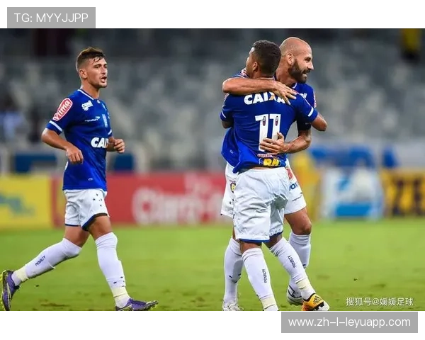 塞维利亚反击中路插上准确收获，展现现代足球的无懈可击